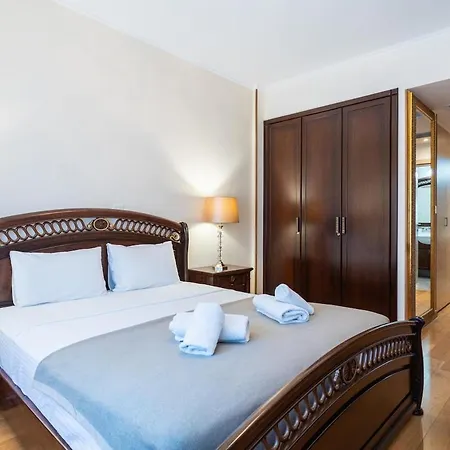 Beachfront Luxury Living * ليماسول