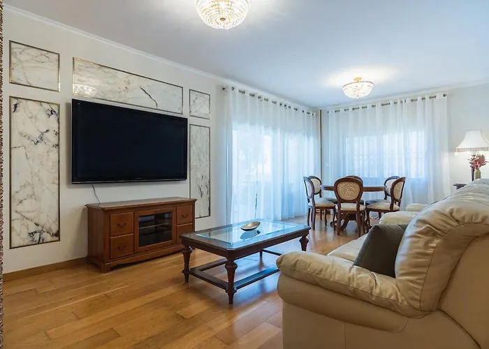 Apartmán Beachfront Luxury Living *