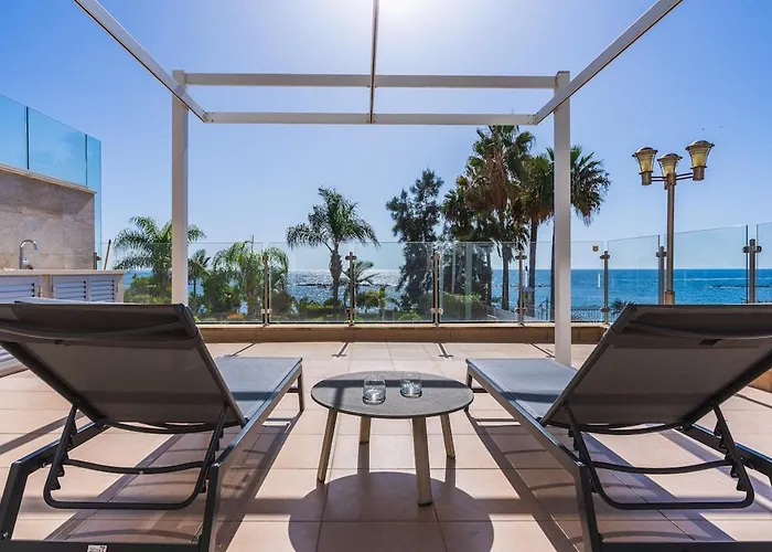 Beachfront Luxury Living