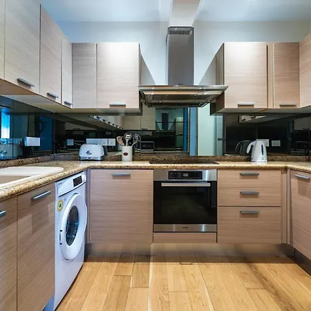 Beachfront Luxury Living Apartamento *