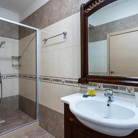 Beachfront Luxury Living Apartamento